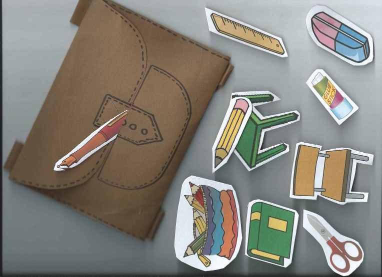 Plecaczek i rzeczy do wkładania i kładzenia